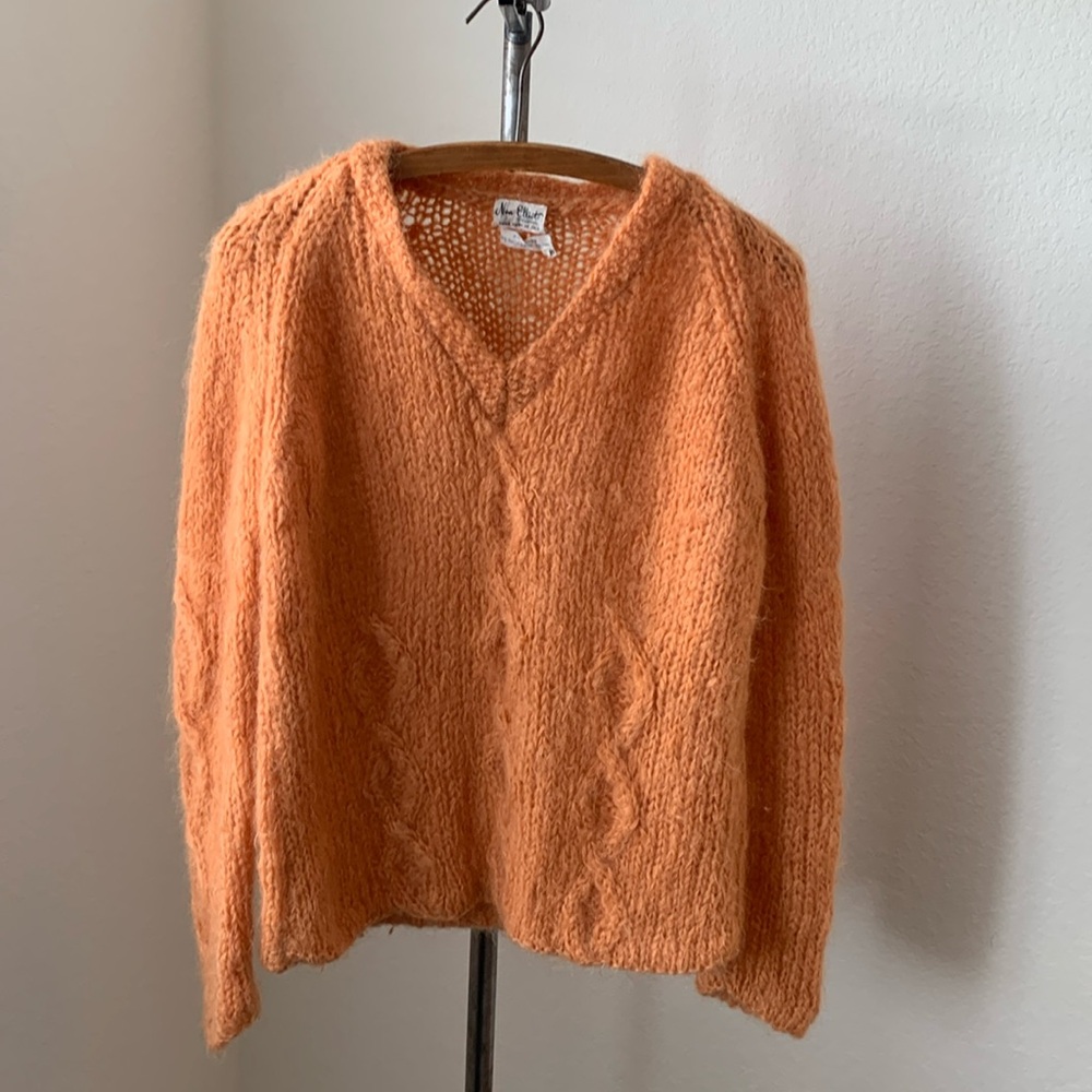 Vintage 60s 70s orange mohair cable knit sweater sz S/M EUC quirky eclectic soft